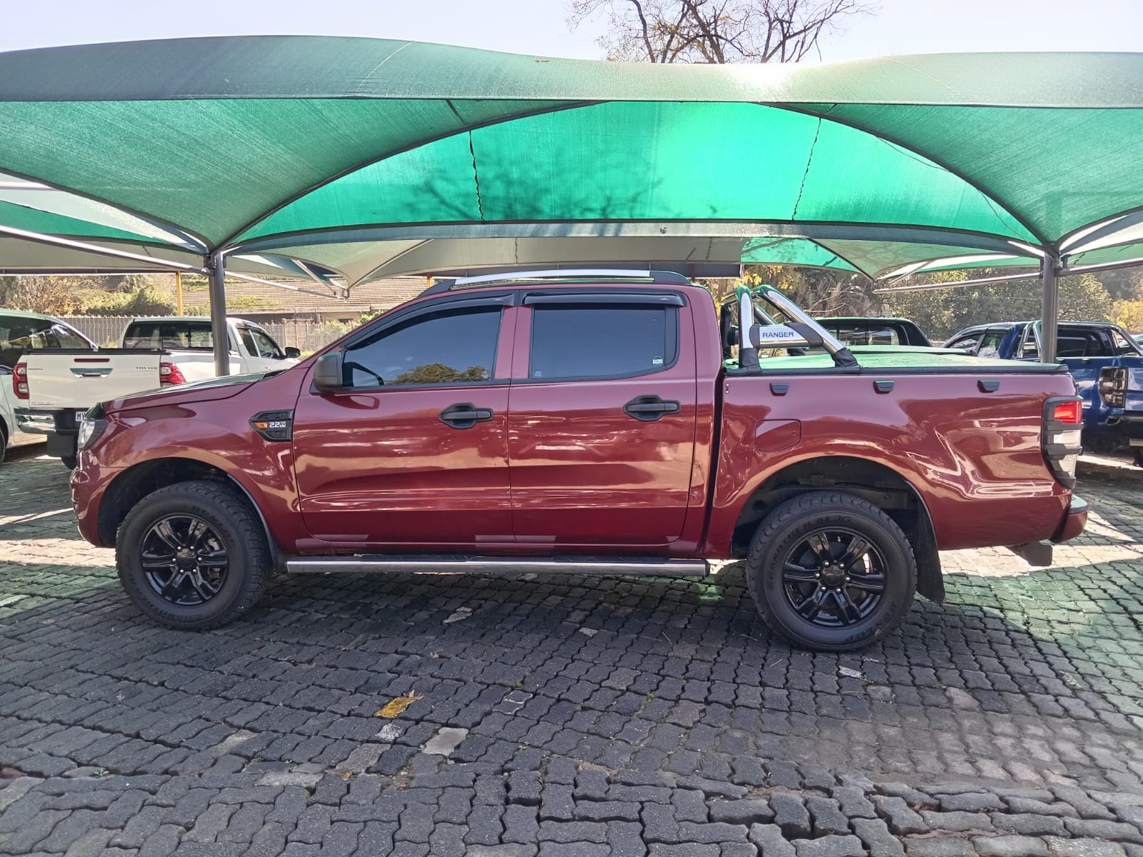 
								2020 Ford Ranger 2.2TDCi Double Cab Hi-Rider XL full									