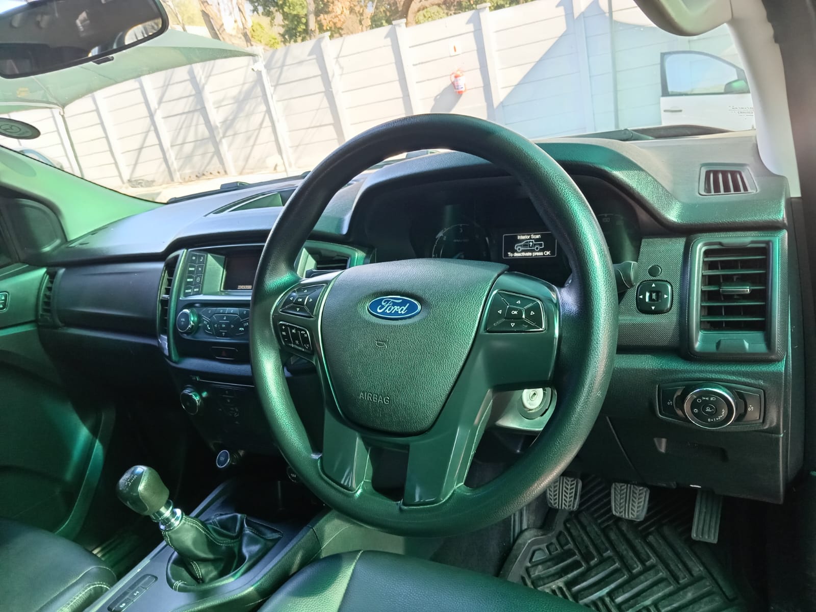 
								2020 Ford Ranger 2.2TDCi Double Cab Hi-Rider XL full									