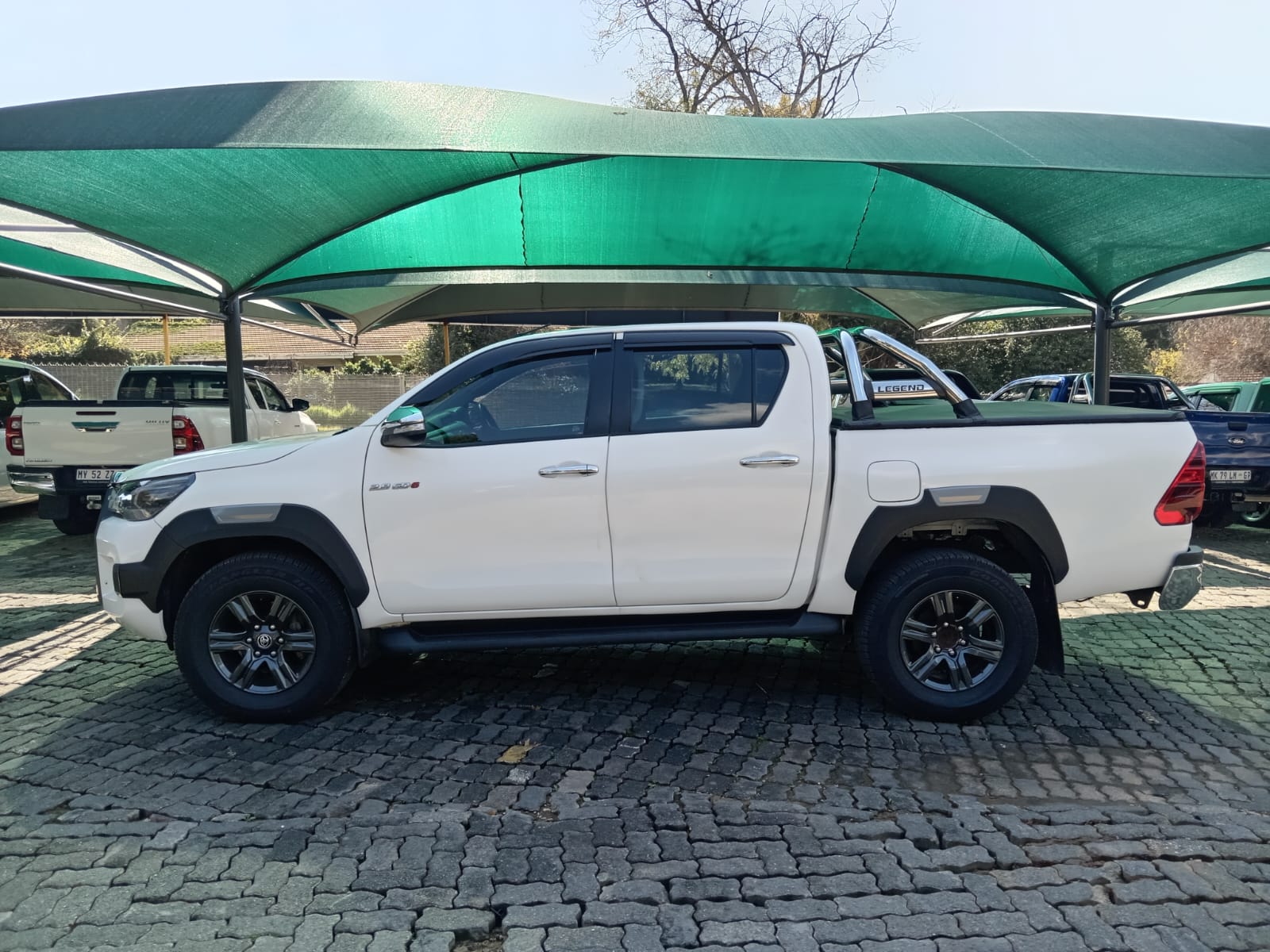 
								2023 Toyota Hilux 2.8GD-6 Double Cab full									
