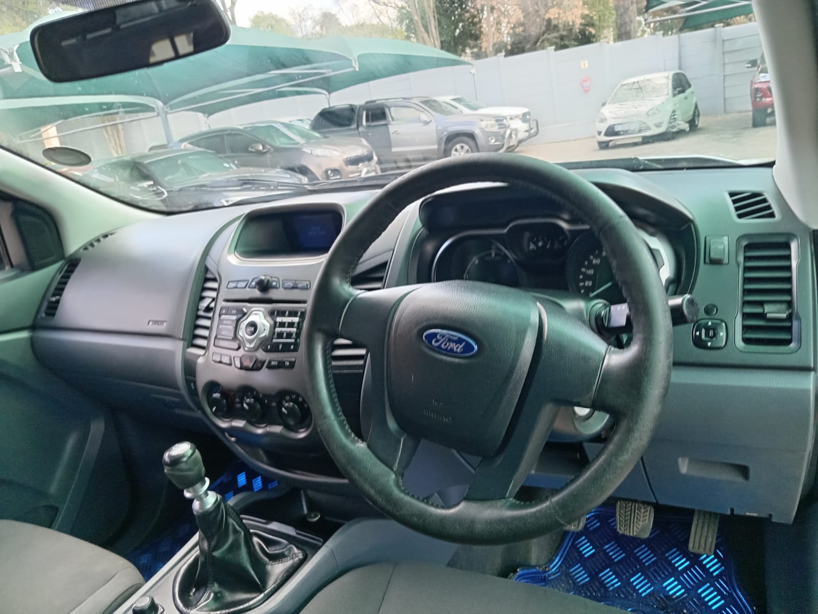 
								Ford Ranger 2.2TDCi Double Cab Hi-Rider XL 4×4 full									