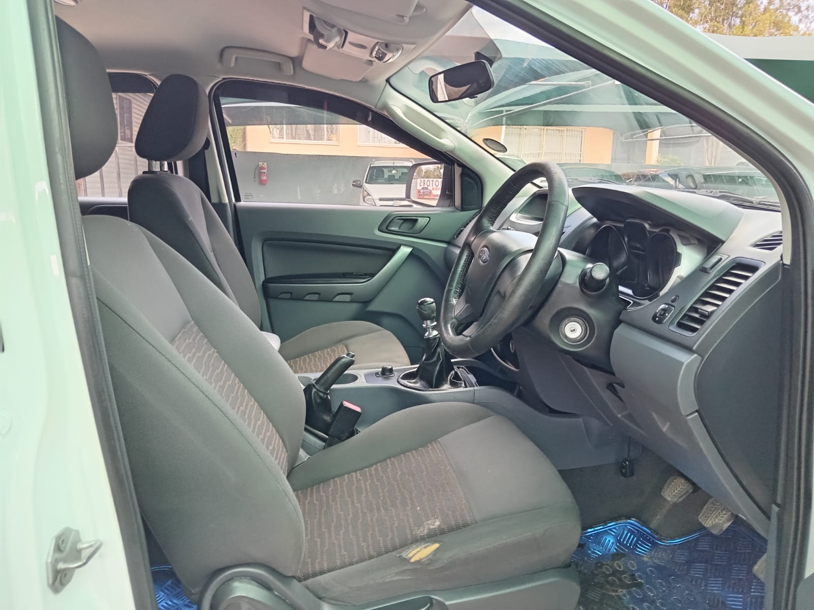 
								Ford Ranger 2.2TDCi Double Cab Hi-Rider XL 4×4 full									