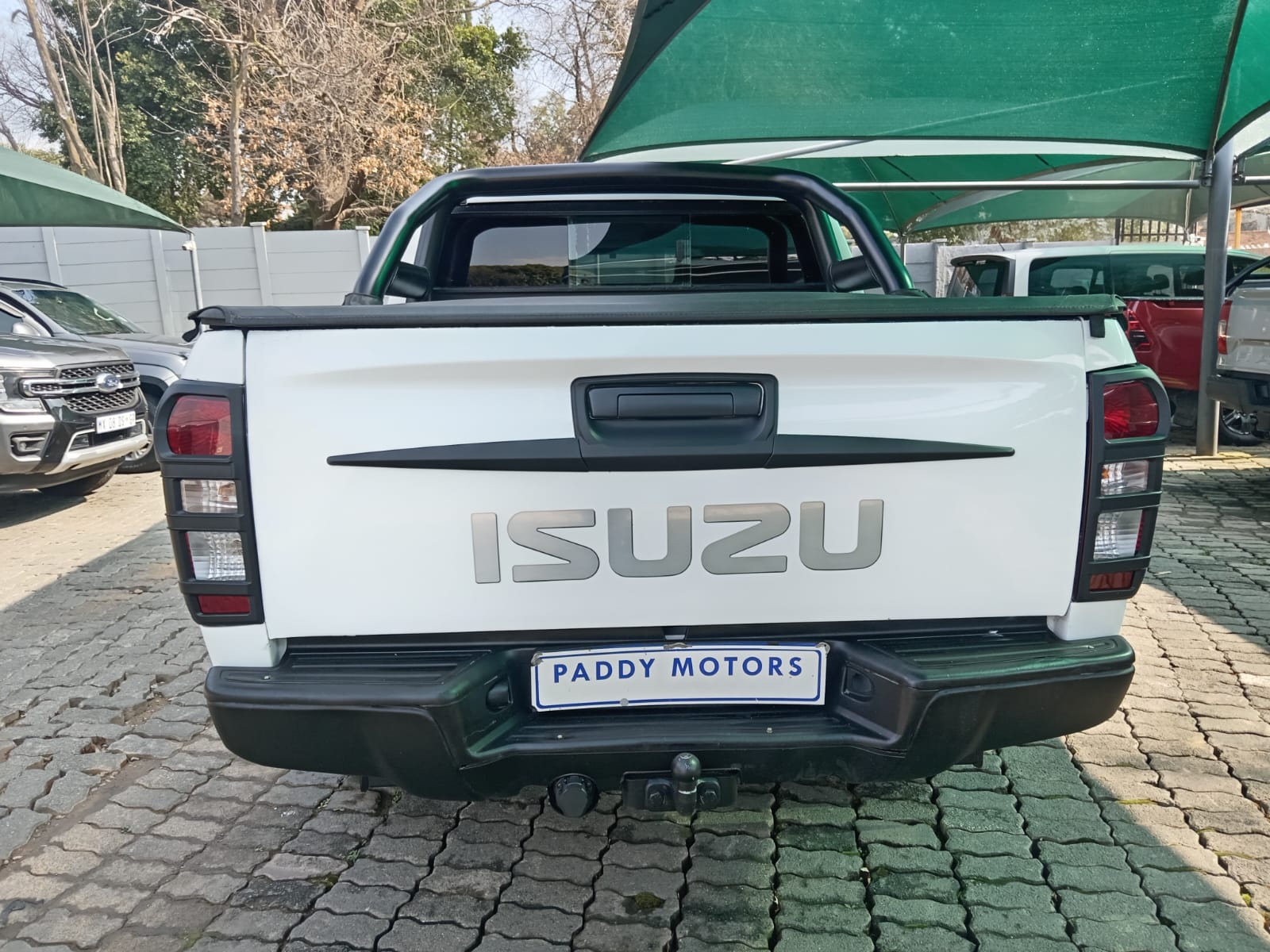 
								Isuzu D-Max 250 Double Cab X-Rider Auto full									