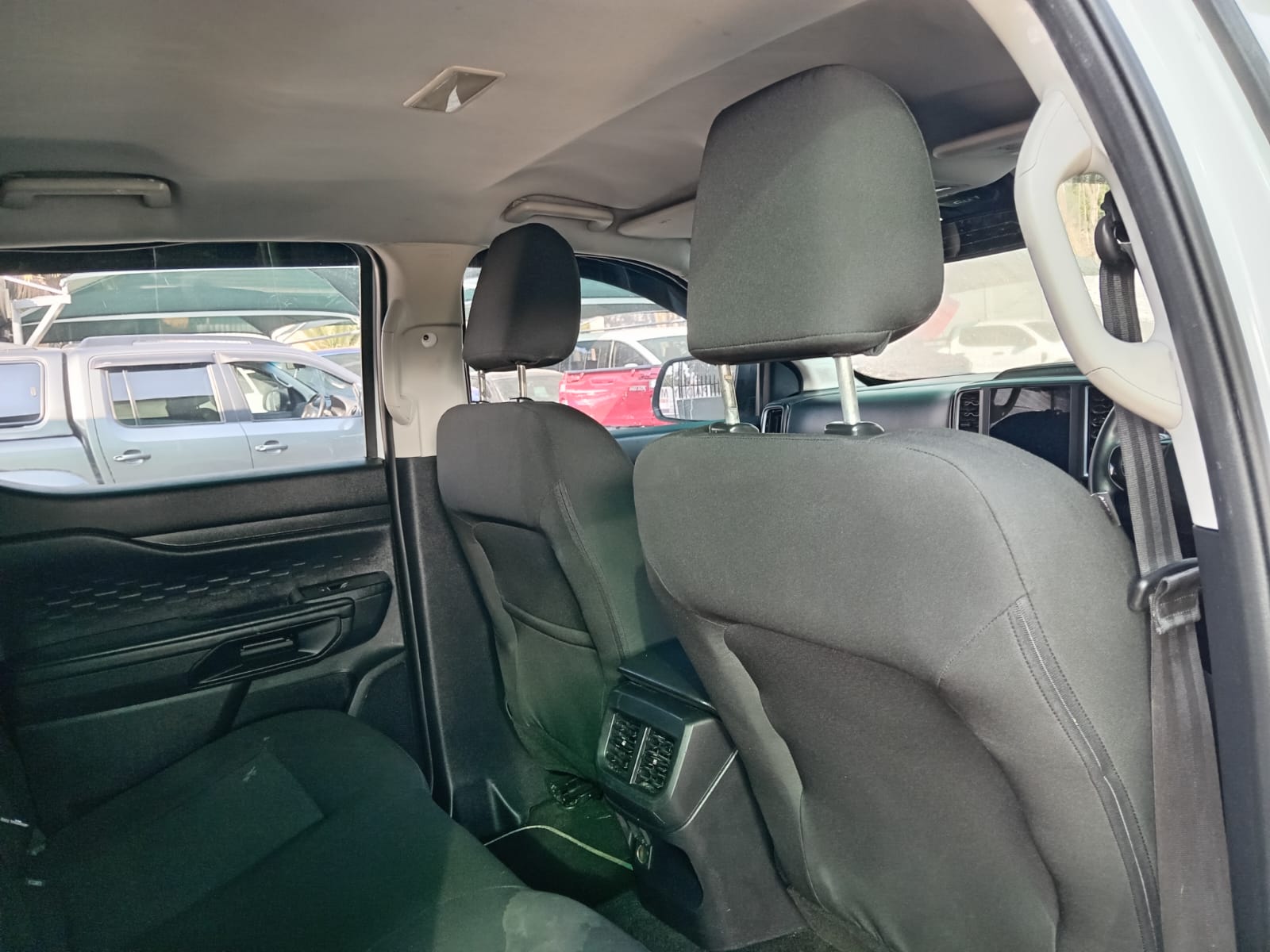 
								Ford Ranger 2.0 XL Double cab Auto full									