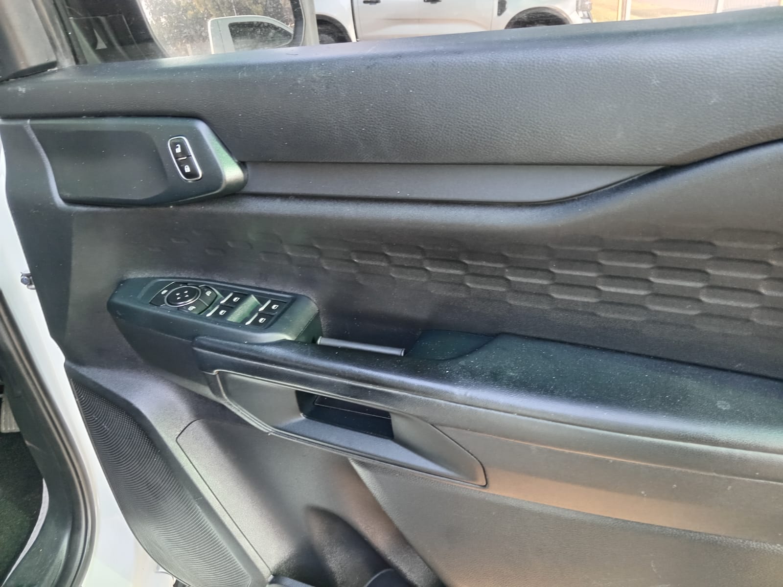 
								Ford Ranger 2.0 XL Double cab Auto full									