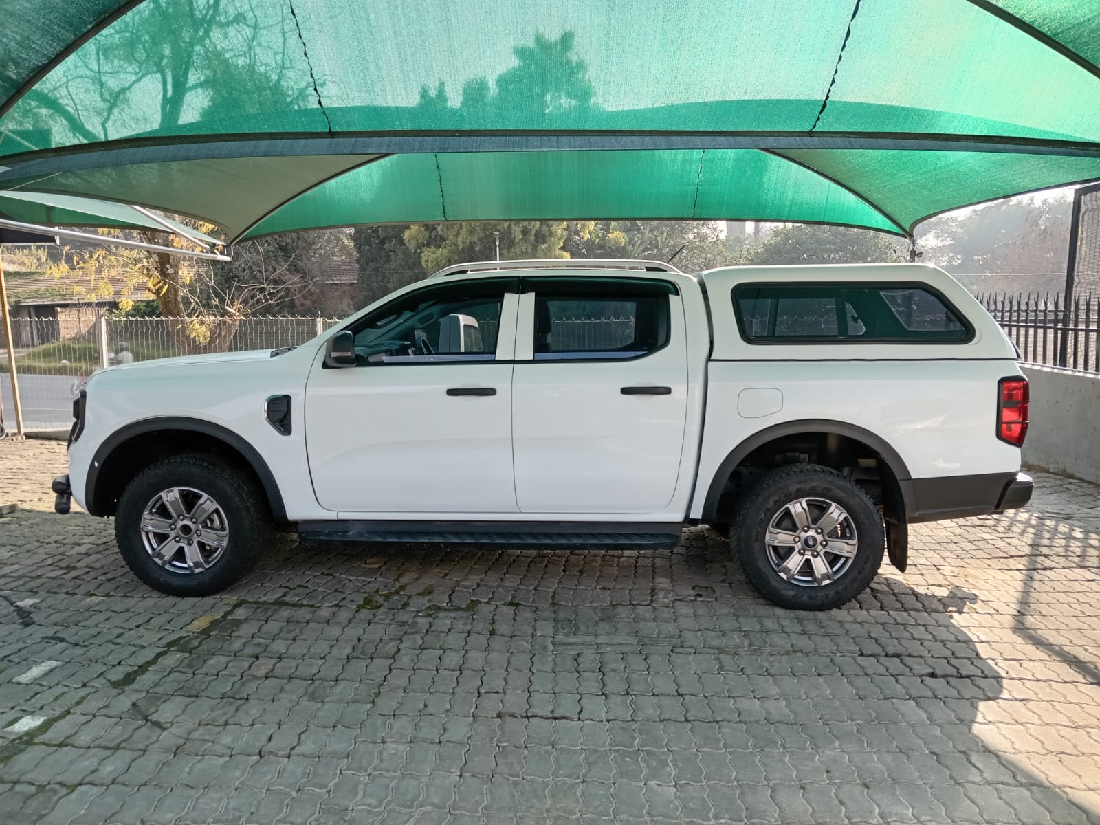 
								Ford Ranger 2.0 XL Double cab Auto full									
