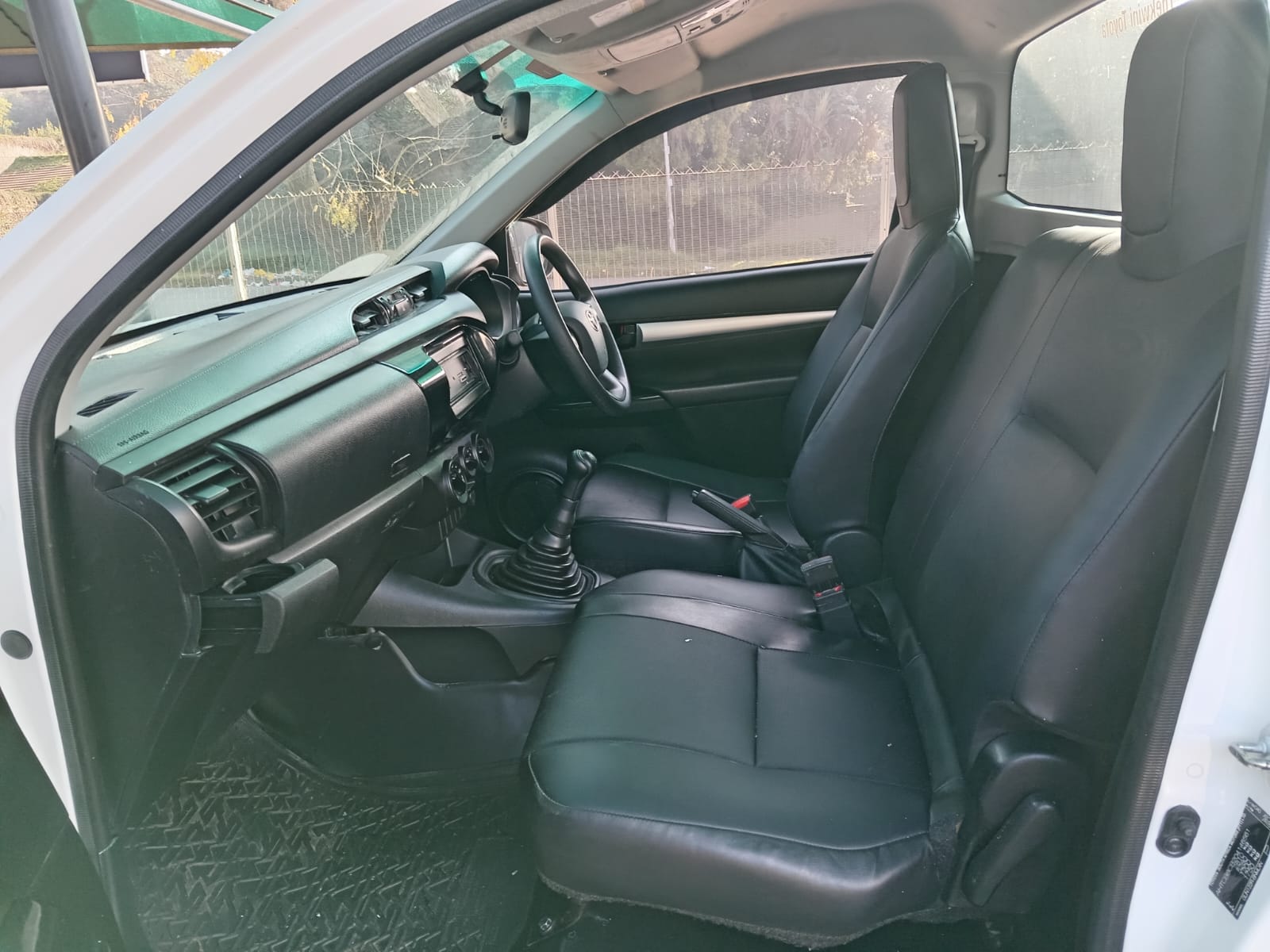 
								2023 TOYOTA HILUX 2.4 gd single cab lowrider full									