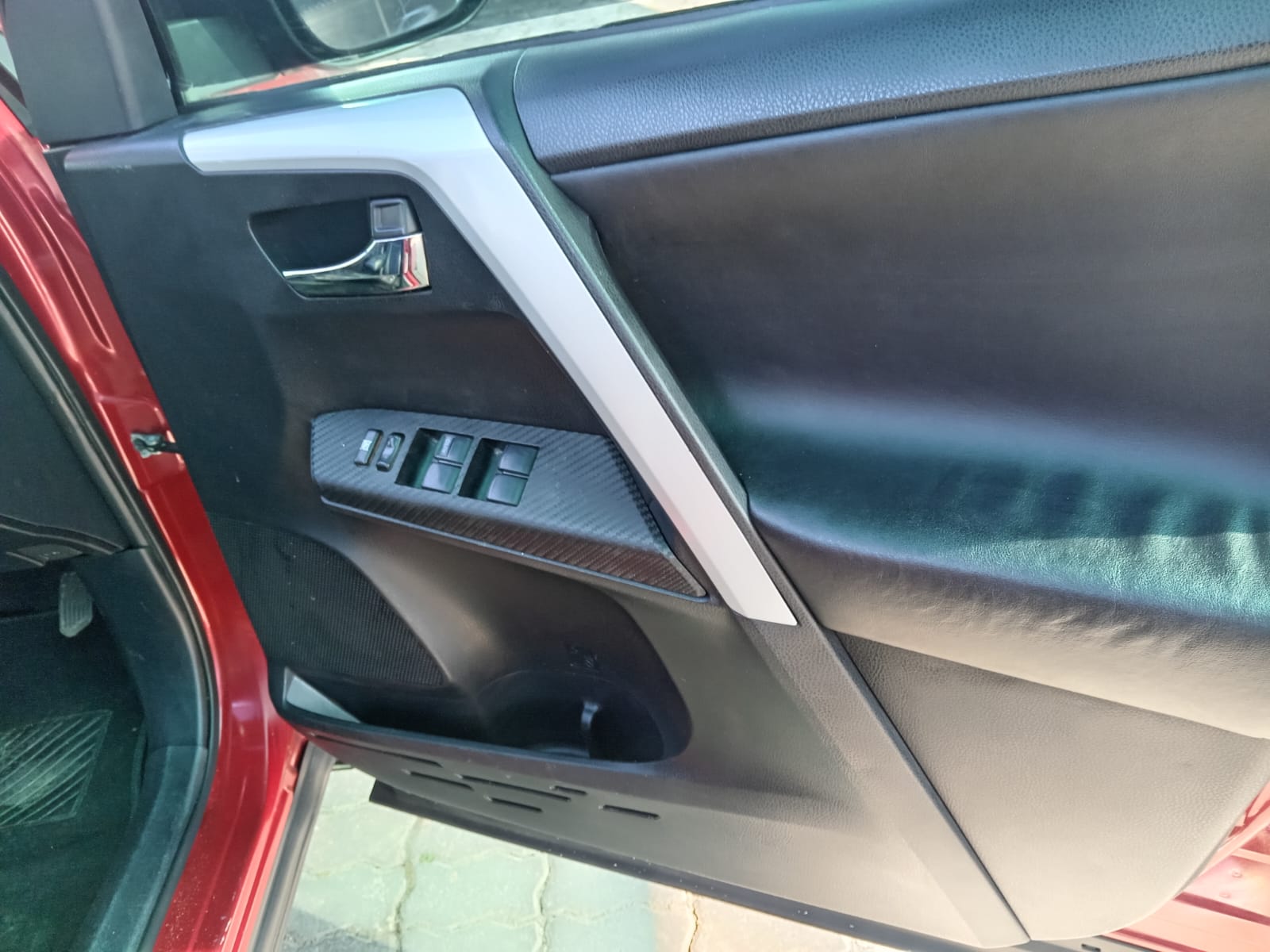 
								2014 Toyota Rav 4 2.2 Auto full									