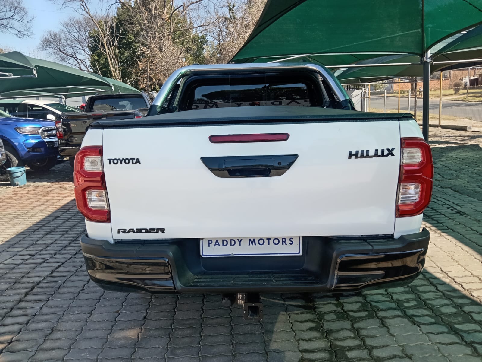 
								2016 Toyota Hilux 2.8GD-6 Double Cab 4×2 Raider full									