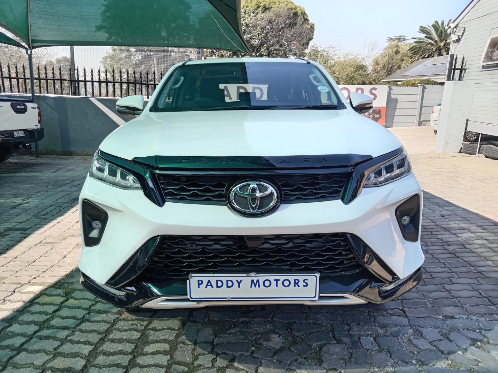
								2023 TOYOTA FORTUNER 2.4 GD-D AUTO full									