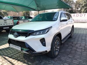 2023 TOYOTA FORTUNER 2.4 GD-D AUTO