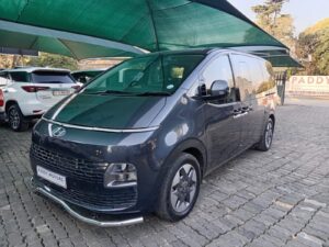 2023 Hyundai Staria 2.2D Elite 9-seater Auto