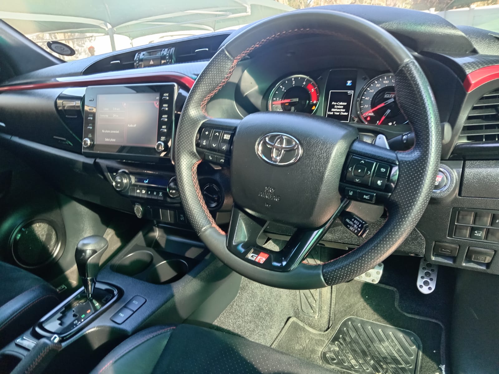 
								2024 Toyota Hilux 2.8GD-6 Double Cab 4×4 GR-Sport full									