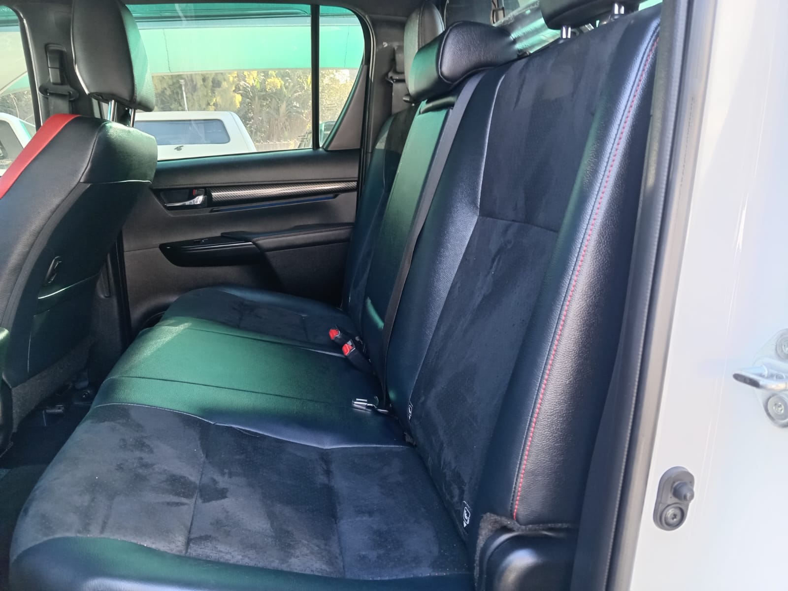 
								2024 Toyota Hilux 2.8GD-6 Double Cab 4×4 GR-Sport full									