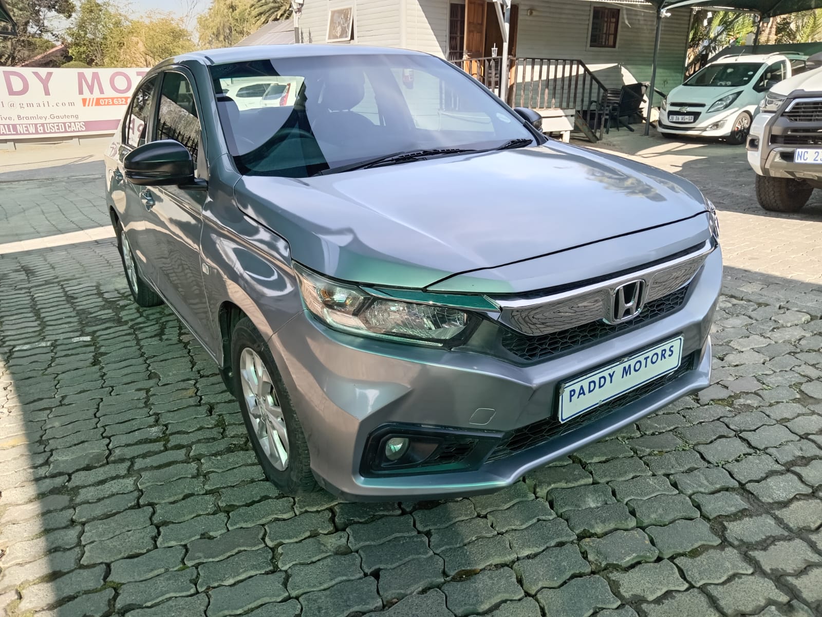
								2019 Honda Amaze 1.2 Comfort full									