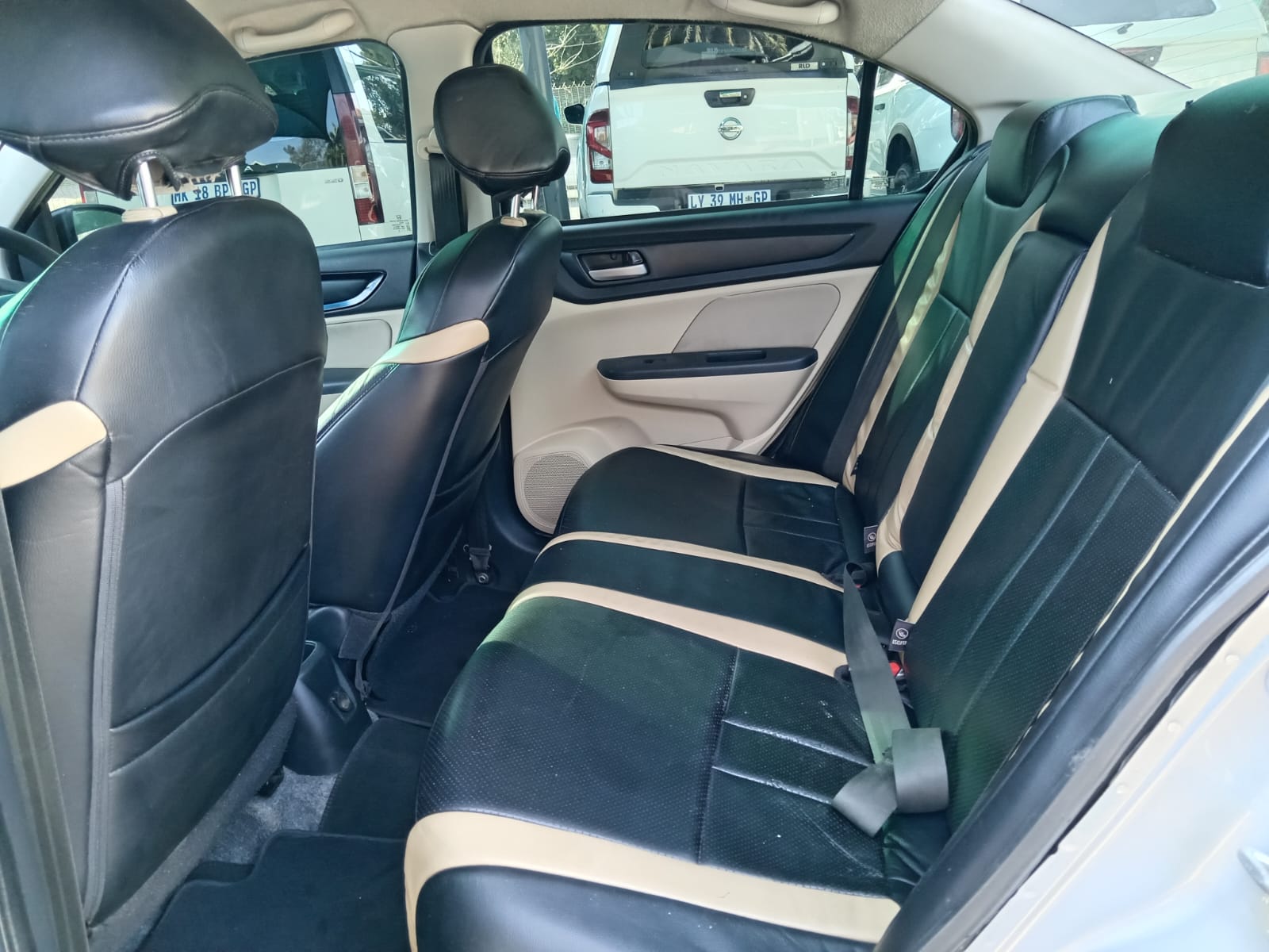 
								2019 Honda Amaze 1.2 Comfort full									