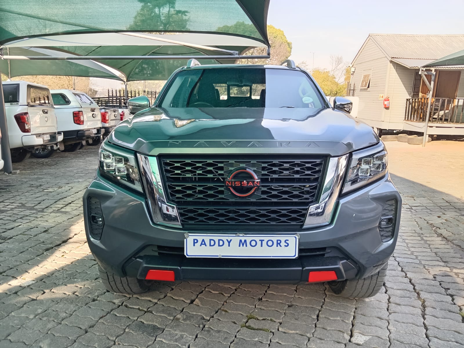 
								2018 Nissan Navara 2.3D Double Cab 4×4 LE Auto full									
