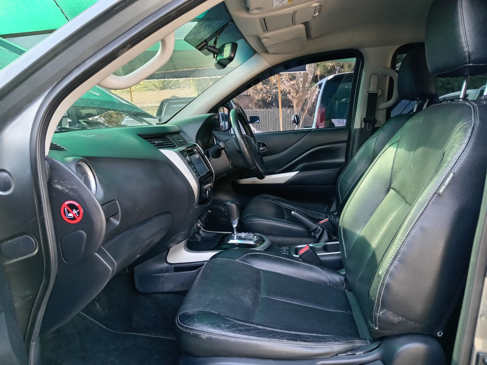 
								2018 Nissan Navara 2.3D Double Cab 4×4 LE Auto full									