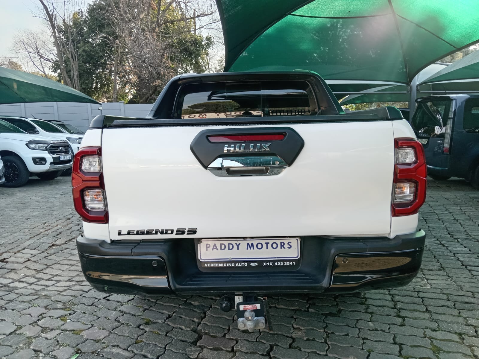 
								2024 Toyota Hilux 2.8GD-6 Double Cab Legend Auto full									