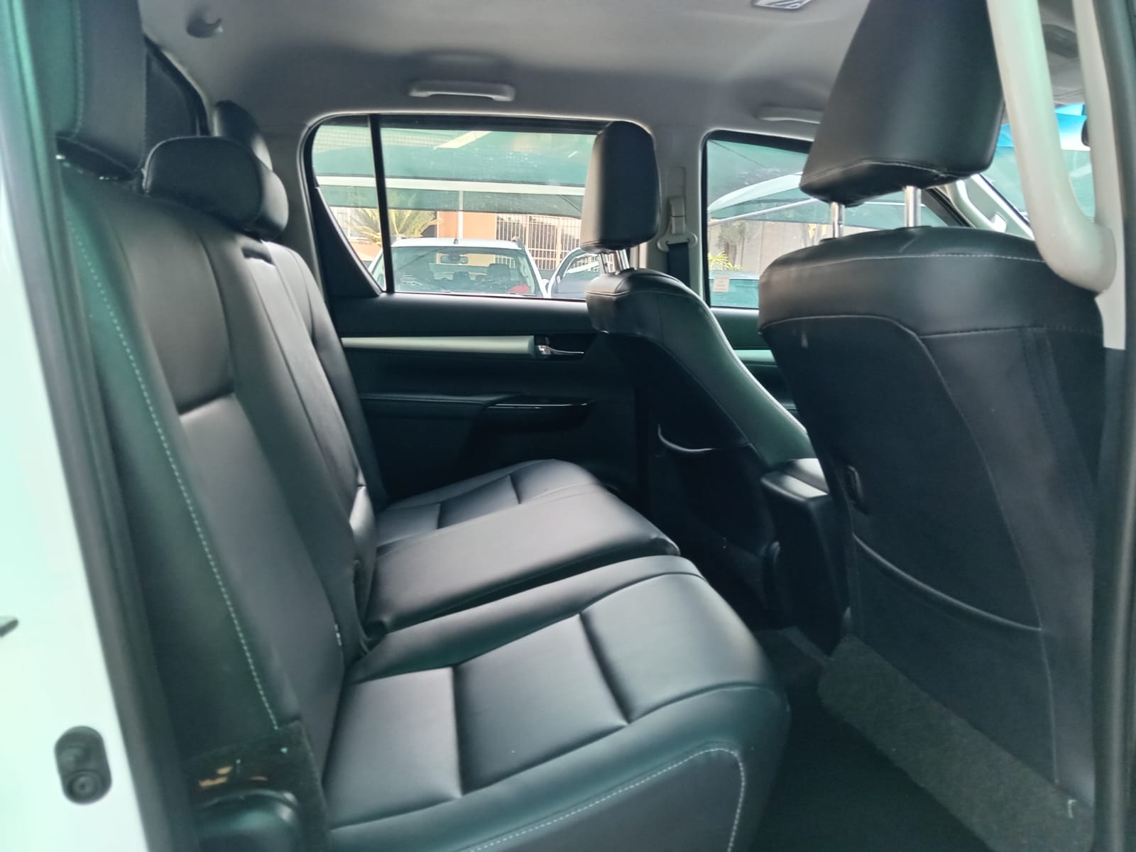 
								2024 Toyota Hilux 2.8GD-6 Double Cab Legend Auto full									