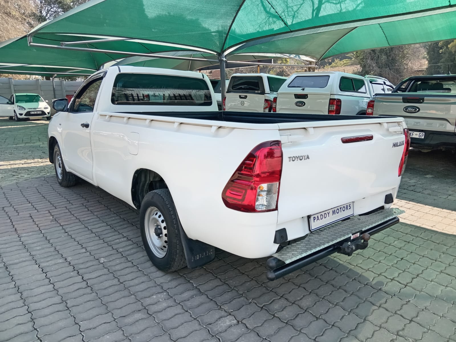 
								2025 Toyota Hilux 2.4GD Single Cab Chassis Cab full									