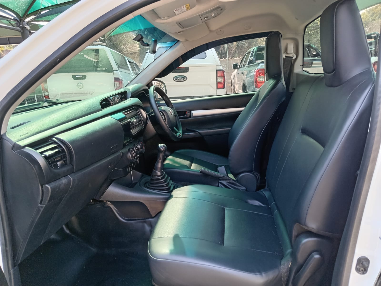 
								2025 Toyota Hilux 2.4GD Single Cab Chassis Cab full									