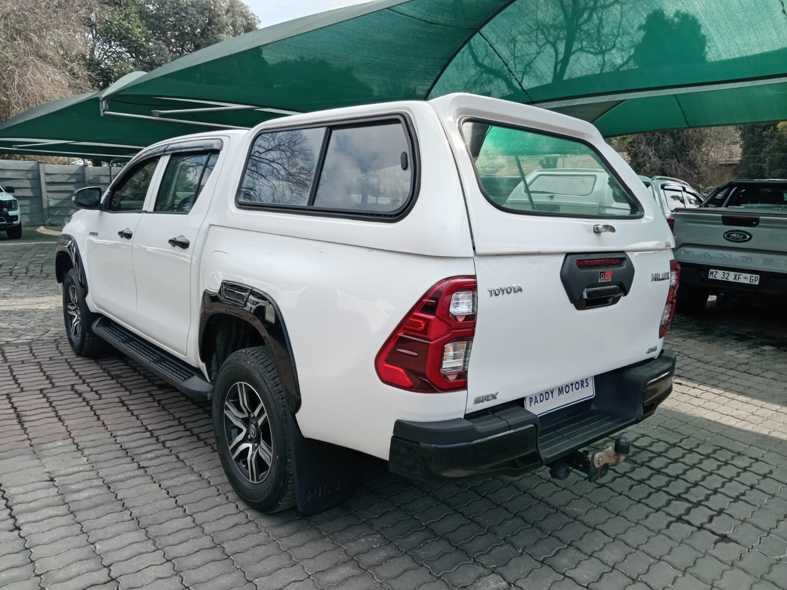 
								2019 Toyota Hilux 2.4GD-6 Double Cab 4×4 SRX Auto Share Contact Seller full									