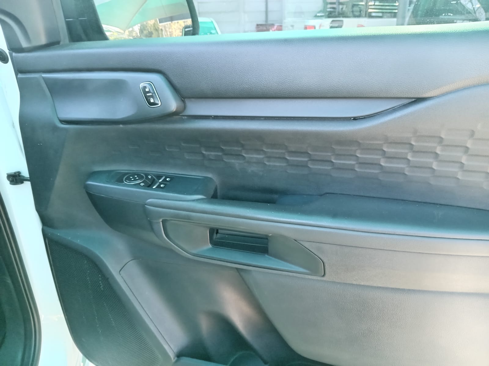 
								2024 Ford Ranger 2.0 Sit Single Cab XL Manual full									