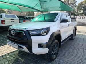 2023 Toyota Hilux 2.4GD-6 Xtra Cab Raider