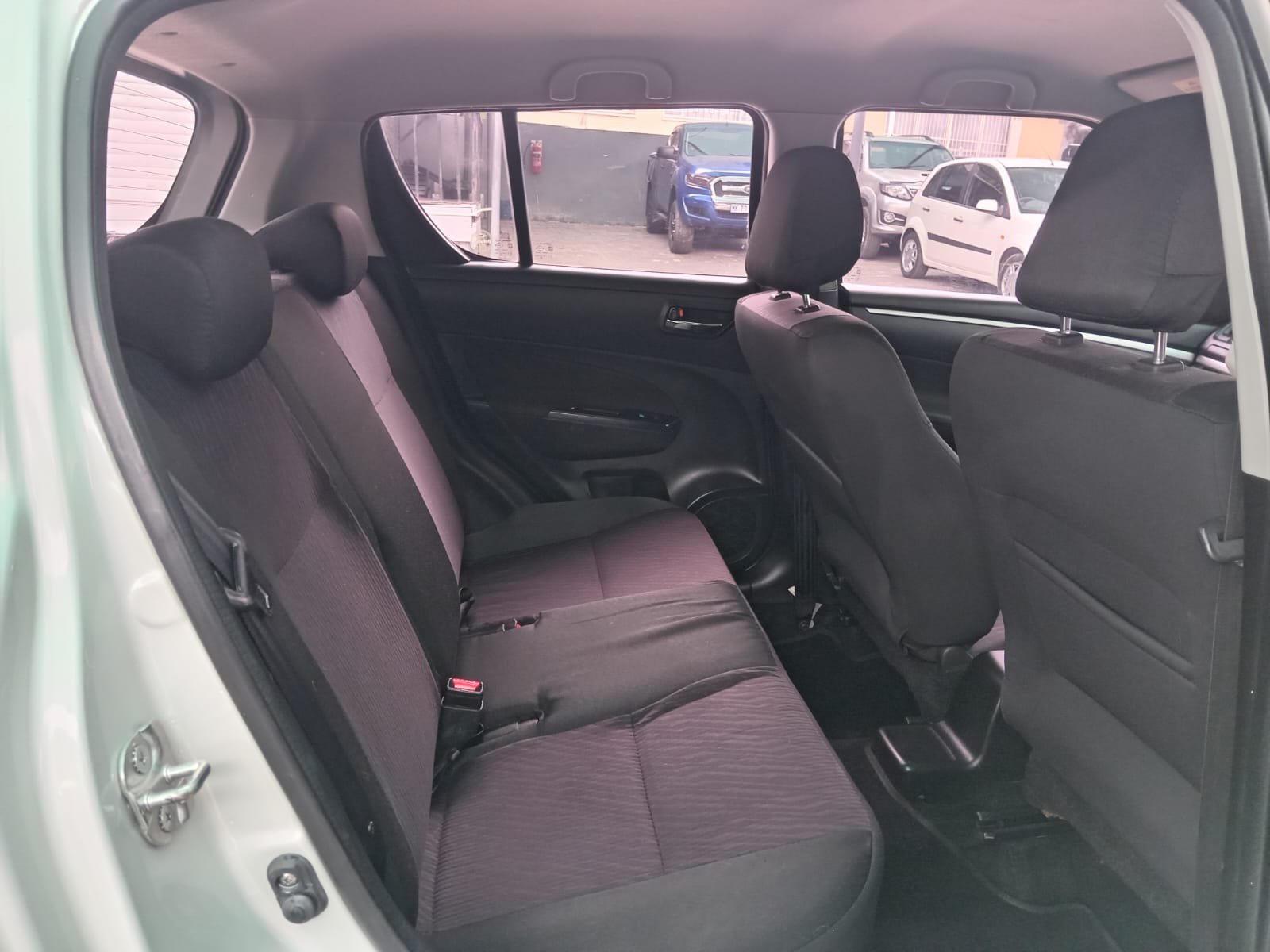 
								2017 SUZUKI SWIFT 1.2 GL HATCHBACK full									