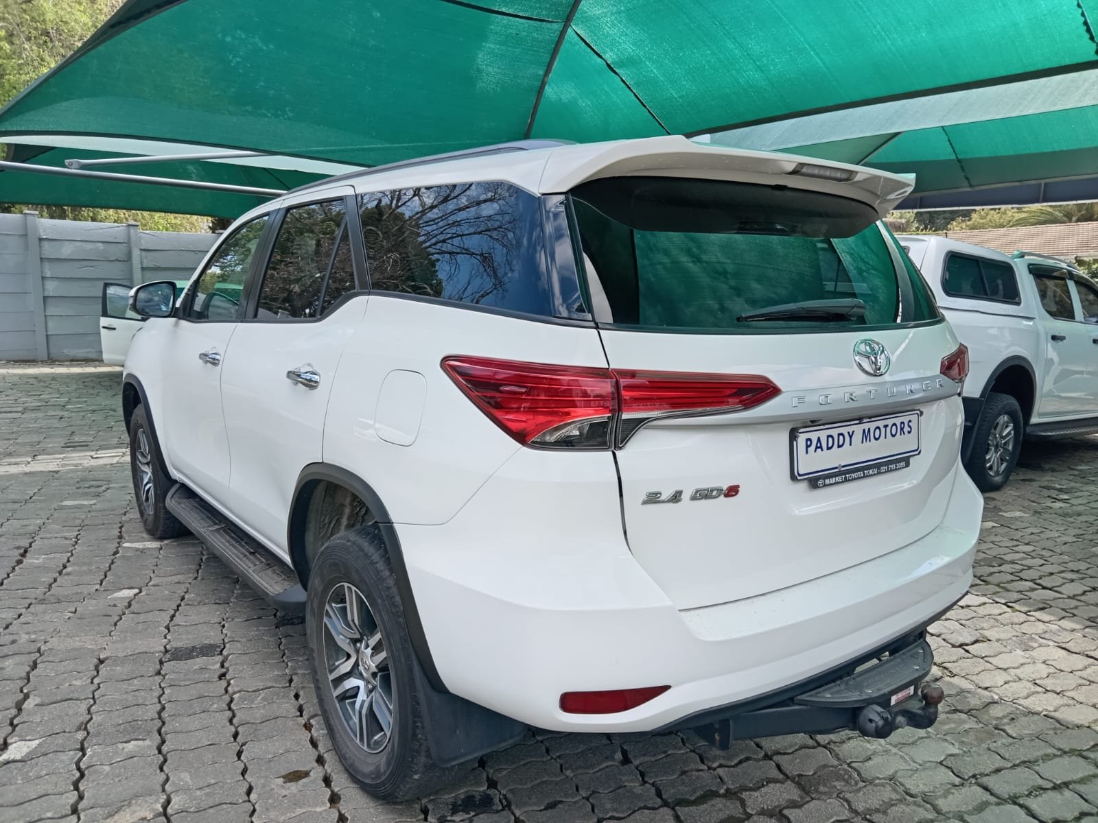 
								2021 Toyota Fortuner 2.4GD6 Auto full									