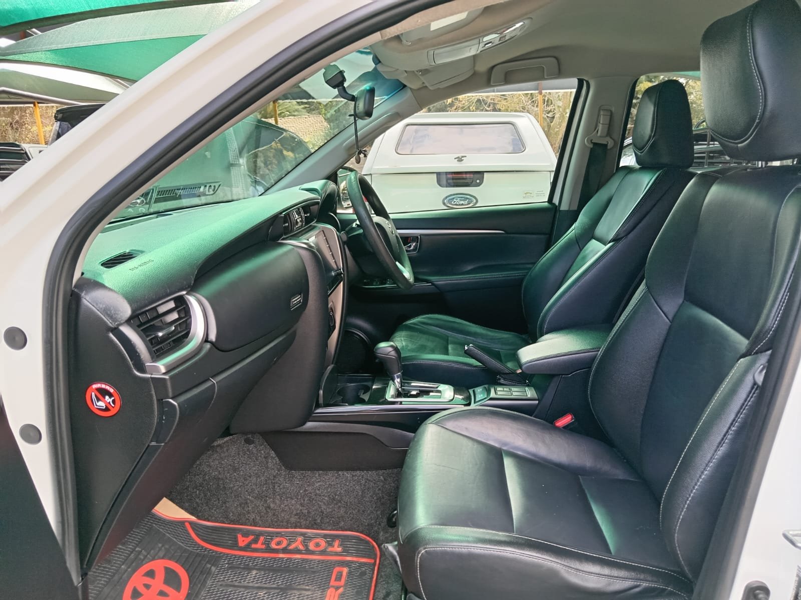 
								2021 Toyota Fortuner 2.4GD6 Auto full									