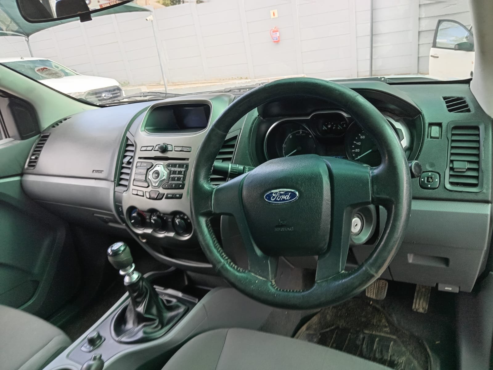 
								2013 FORD RANGER 2.2TDCI DOUBLE CAB 4X4 full									