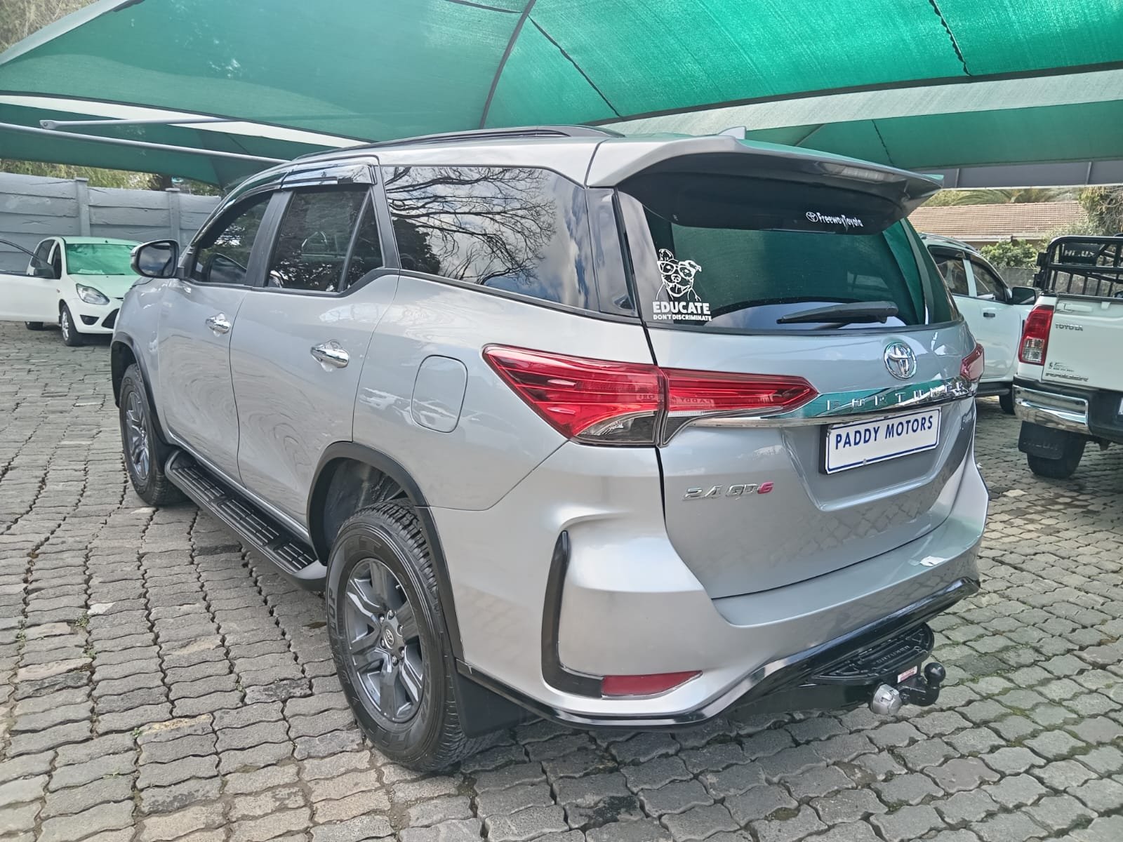 
								2019 TOYOTA FORTUNER AUTO full									