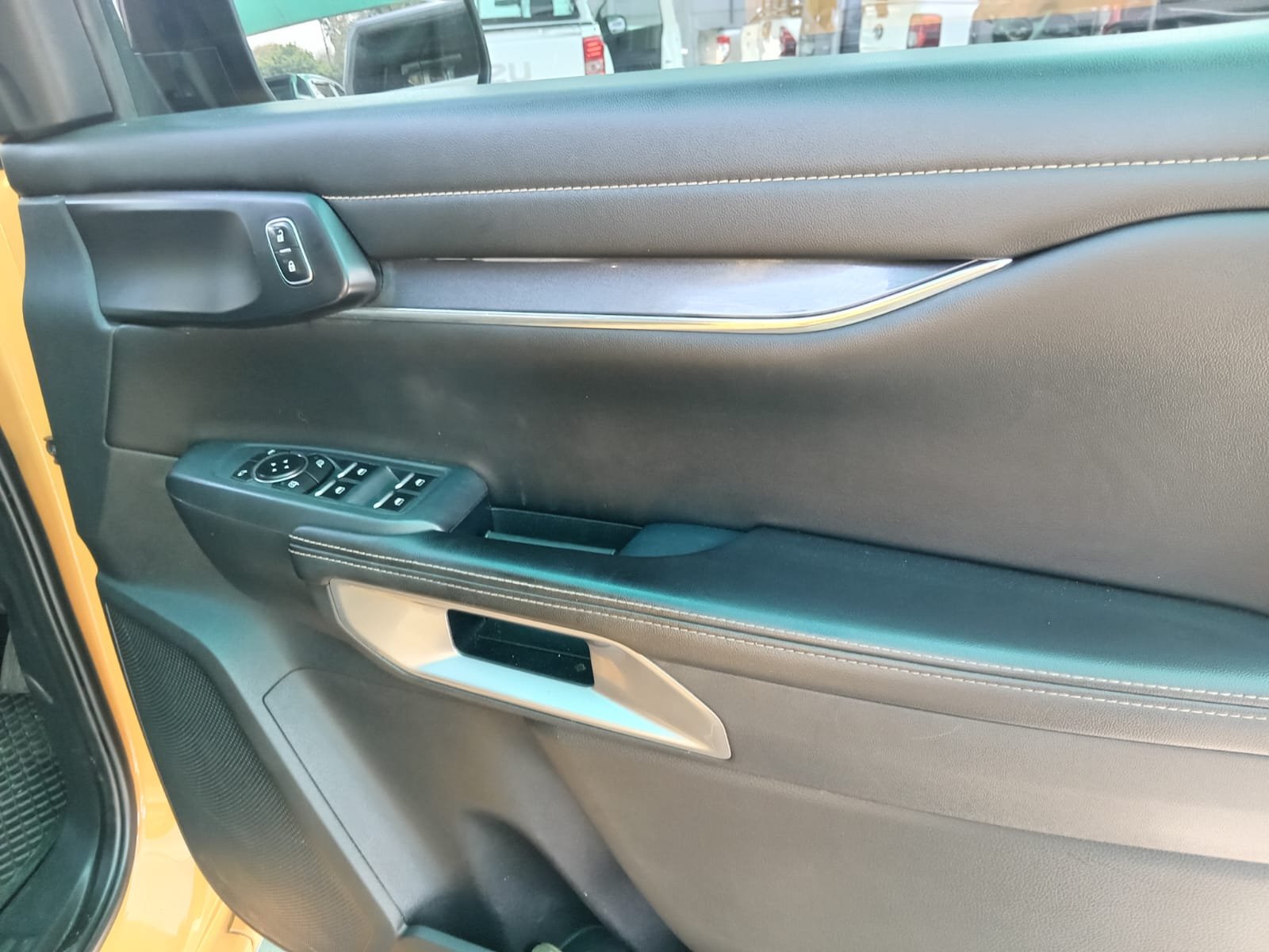 
								2024 FORD RANGER 2.0 B I-TURBO WILDTRAK AUTO full									