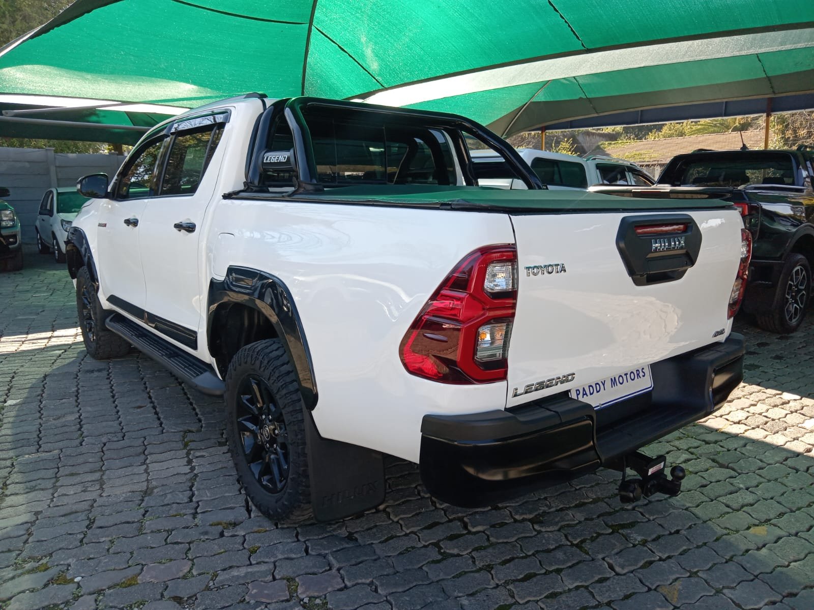 
								2020 TOYOTA HILUX 2.4 GD-6 DOUBLE CAB AUTO full									