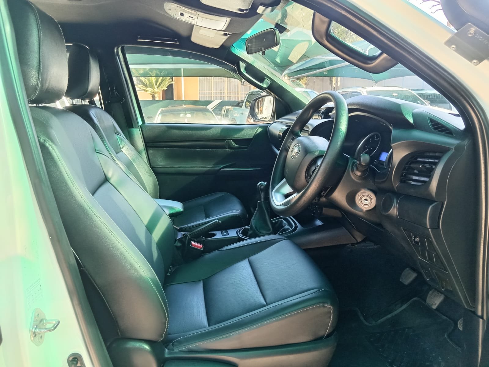 
								2020 TOYOTA HILUX 2.4 GD-6 DOUBLE CAB AUTO full									