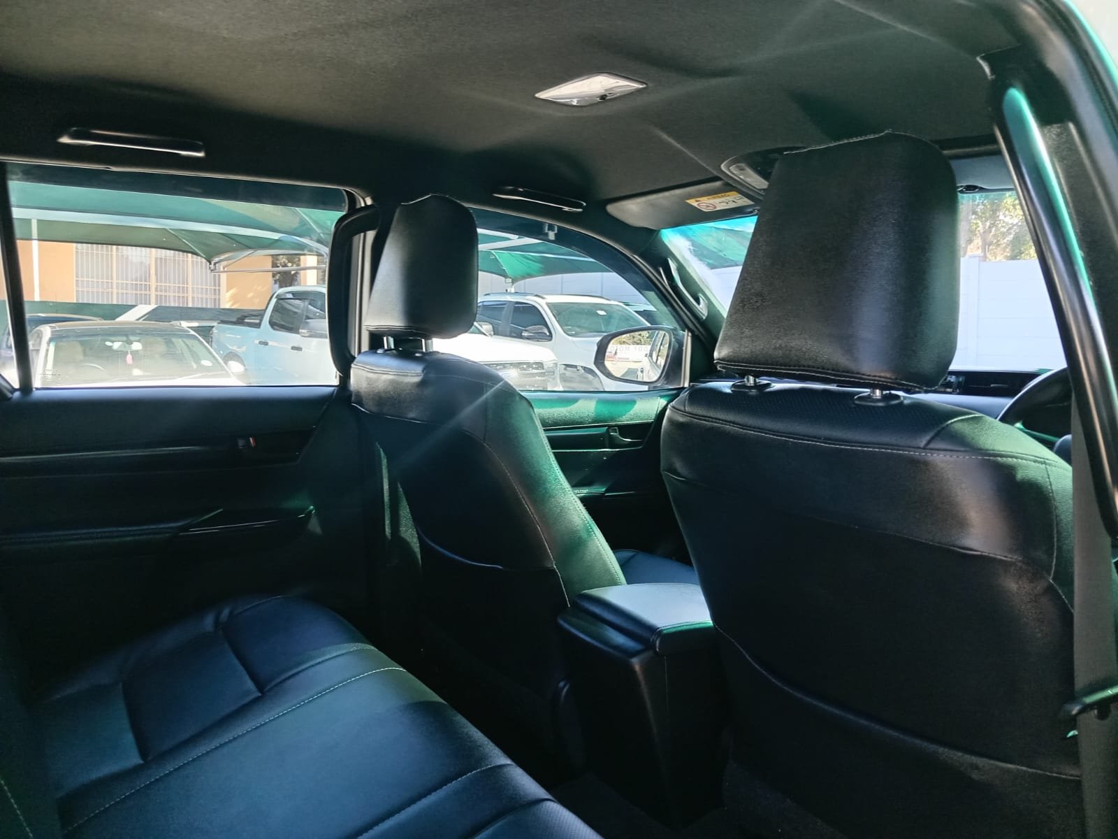 
								2020 TOYOTA HILUX 2.4 GD-6 DOUBLE CAB AUTO full									