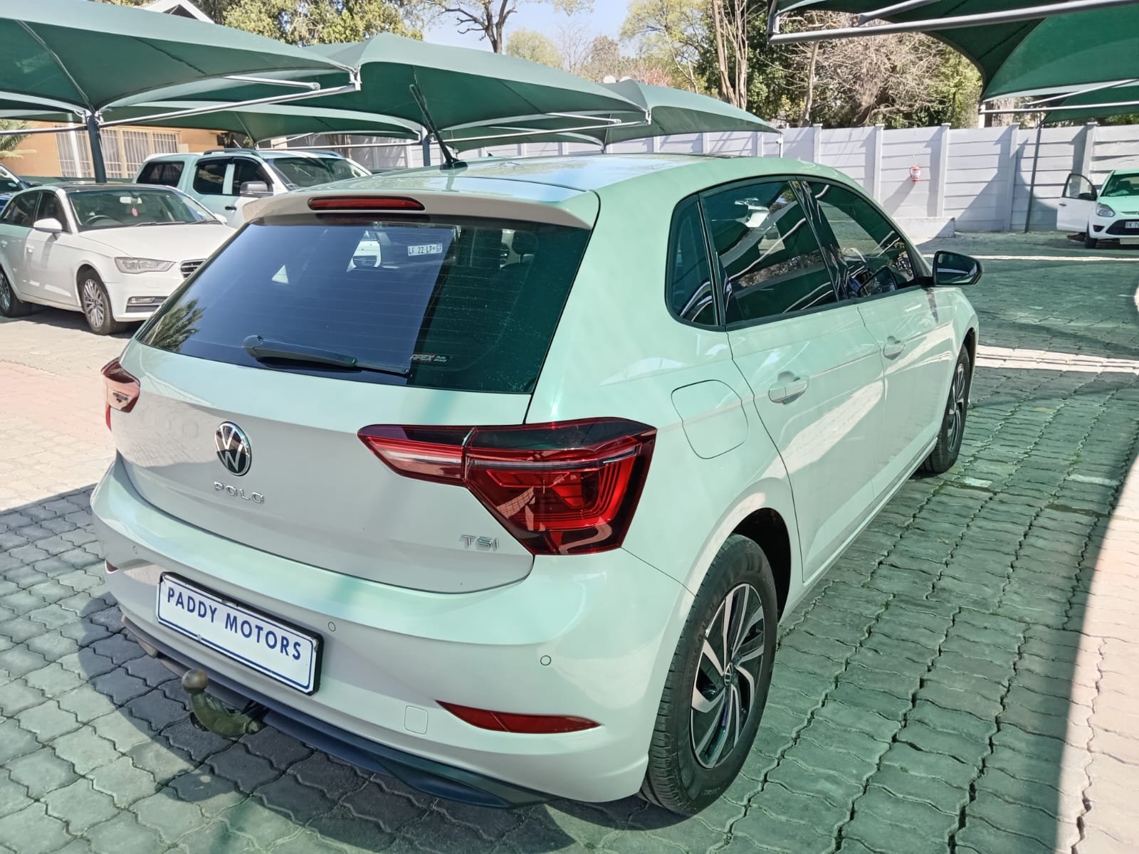 
								2022 VOLKSWAGEN POLO TSI 1.0 PETROL full									