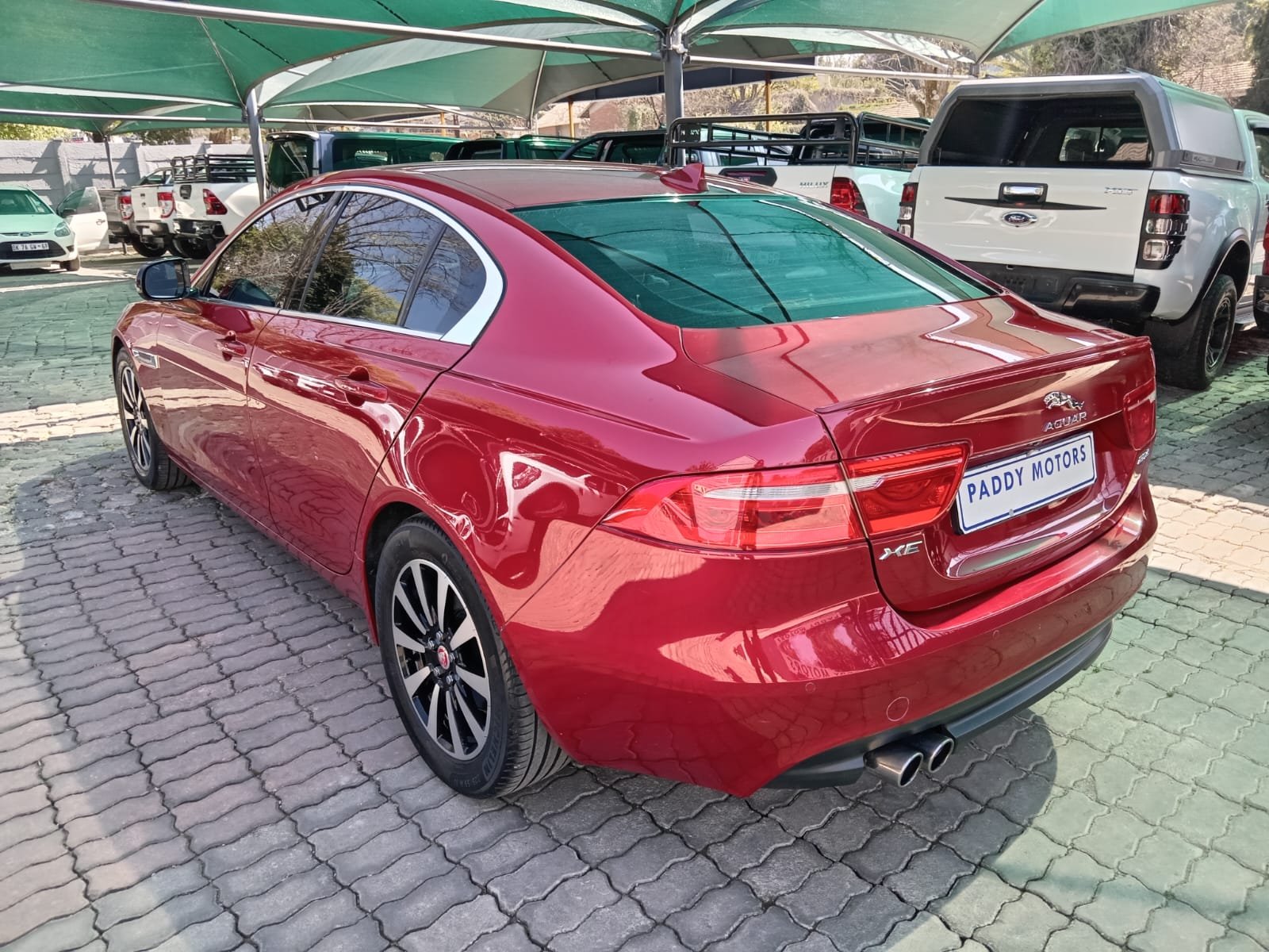 
								2016 JAQUAR EX 2.0 SEDAN full									