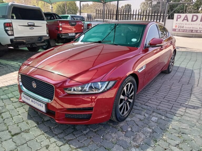 2016 JAQUAR EX 2.0 SEDAN