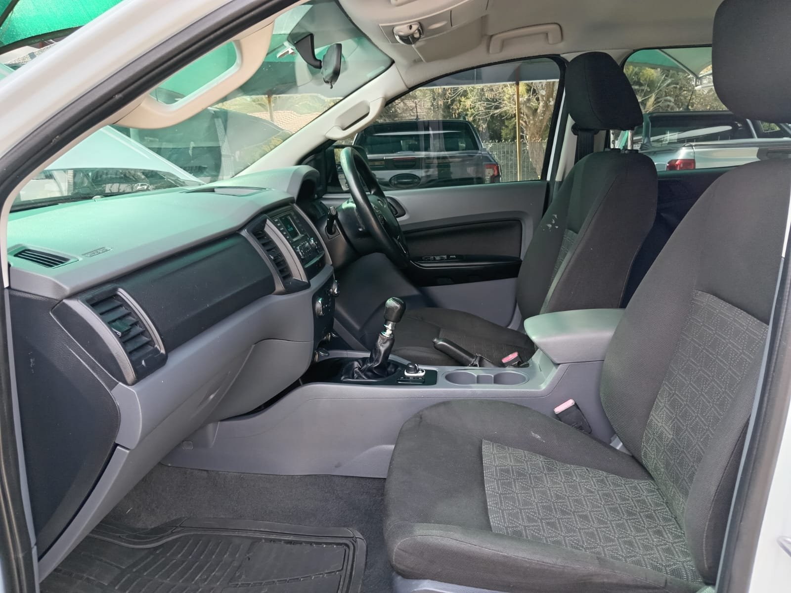 
								2017 FORD RANGER 2.2 TDCI DOUBLE CAB 4X4 full									