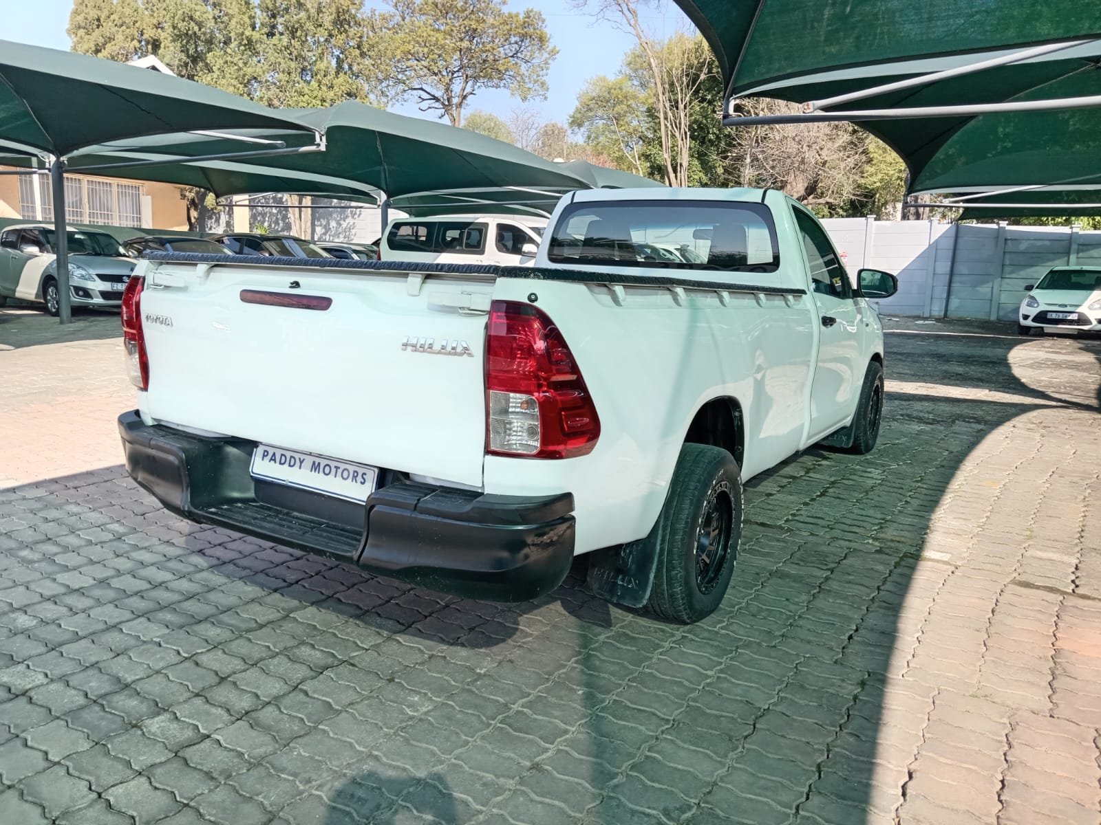 
								2020 TOYOTA HILUX 2.4 GD LOW RIDER SINGLE CAB full									