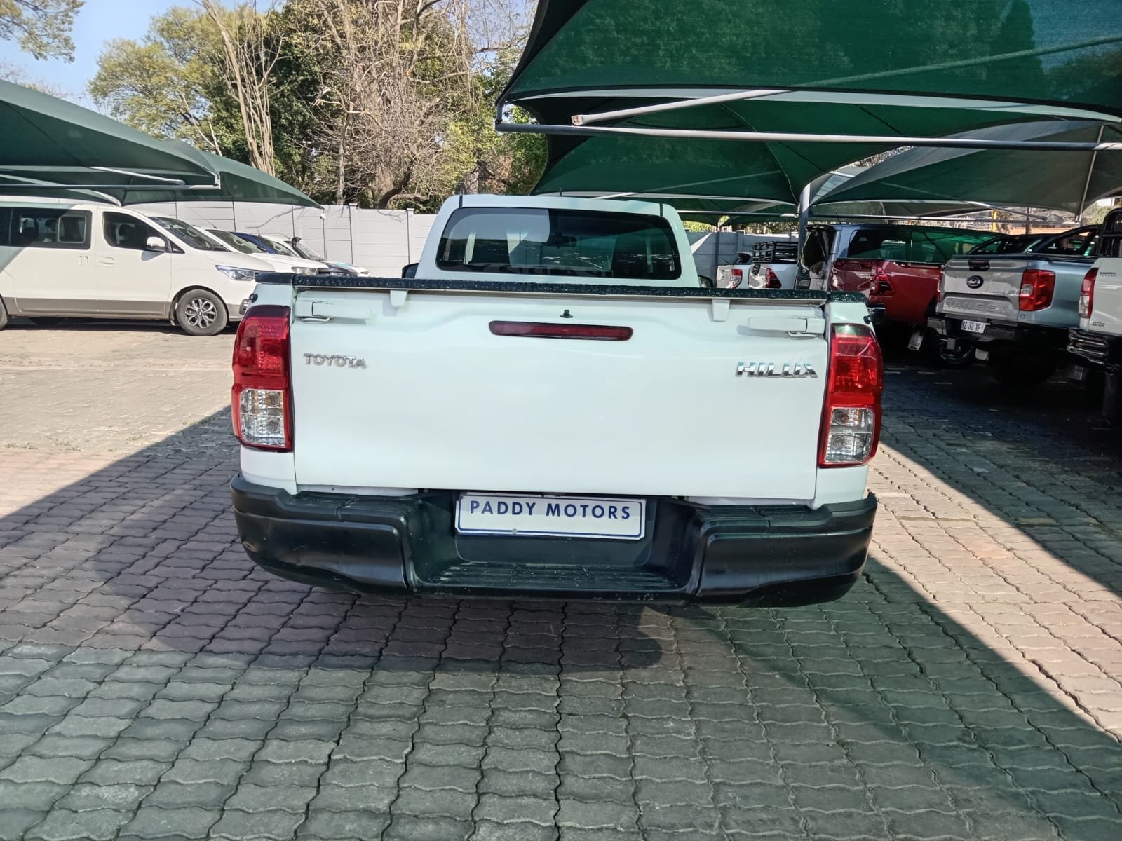 
								2020 TOYOTA HILUX 2.4 GD LOW RIDER SINGLE CAB full									