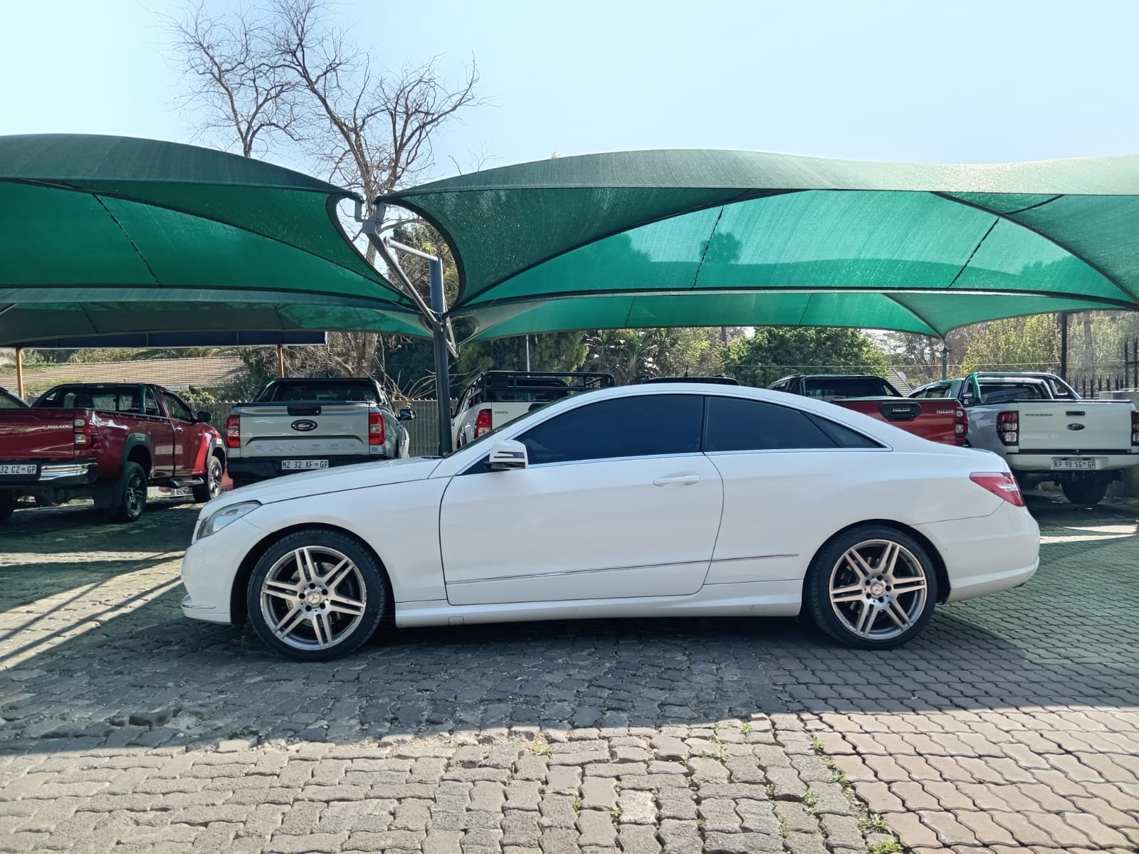 
								2013 MERCEDES BENZ E-CLASS E250 COUPE AUTO full									
