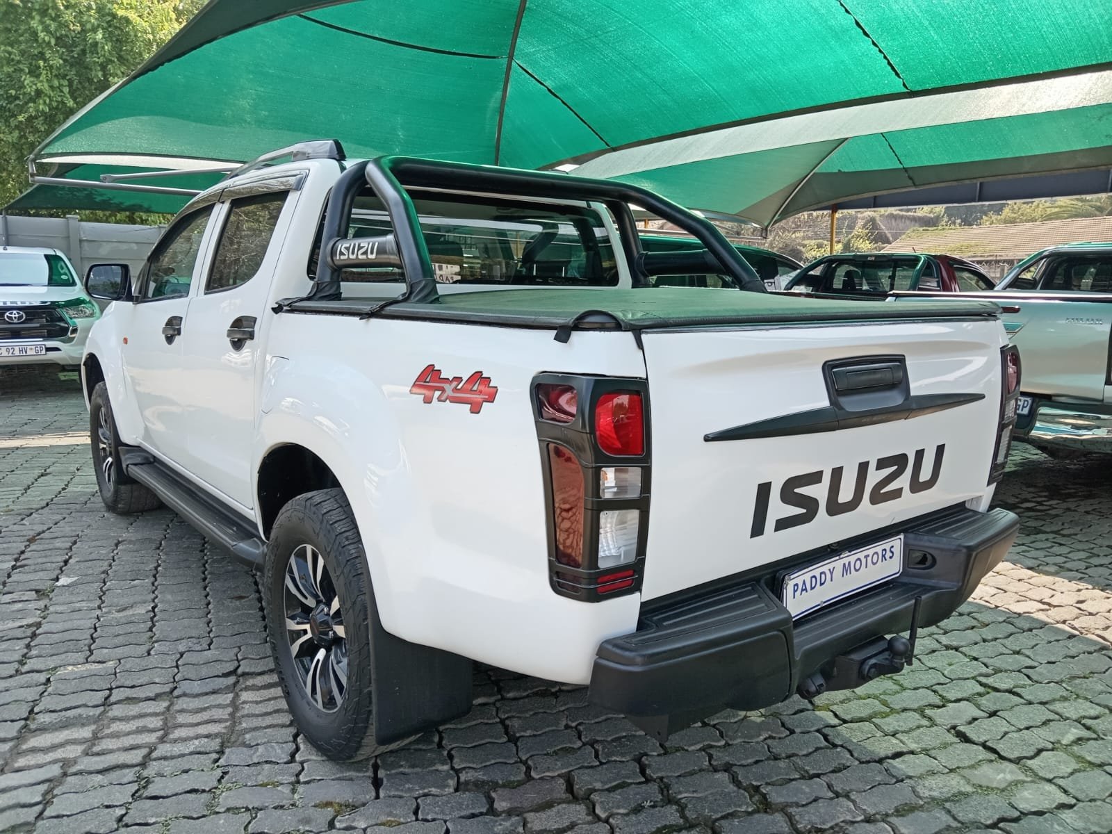 
								2021 ISUZU DMAX 250 DOUBLE CAB 4X4 full									