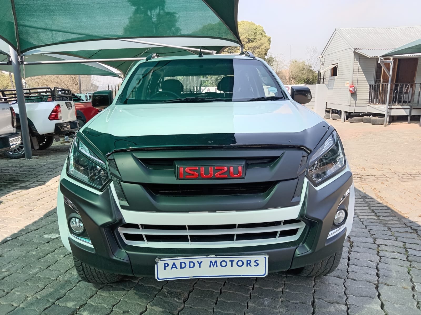 
								2021 ISUZU DMAX 250 DOUBLE CAB 4X4 full									