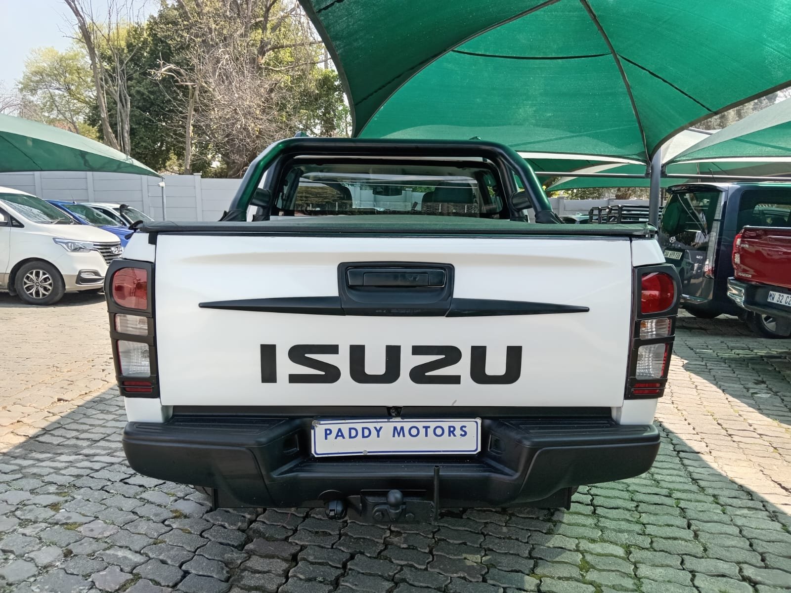 
								2021 ISUZU DMAX 250 DOUBLE CAB 4X4 full									
