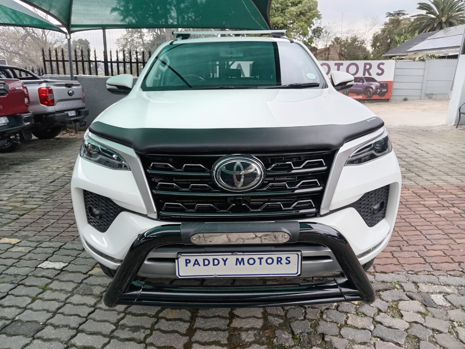 
								2018 TOYOTA HILUX 2.8 GD-6 AUTO 4X4 full									