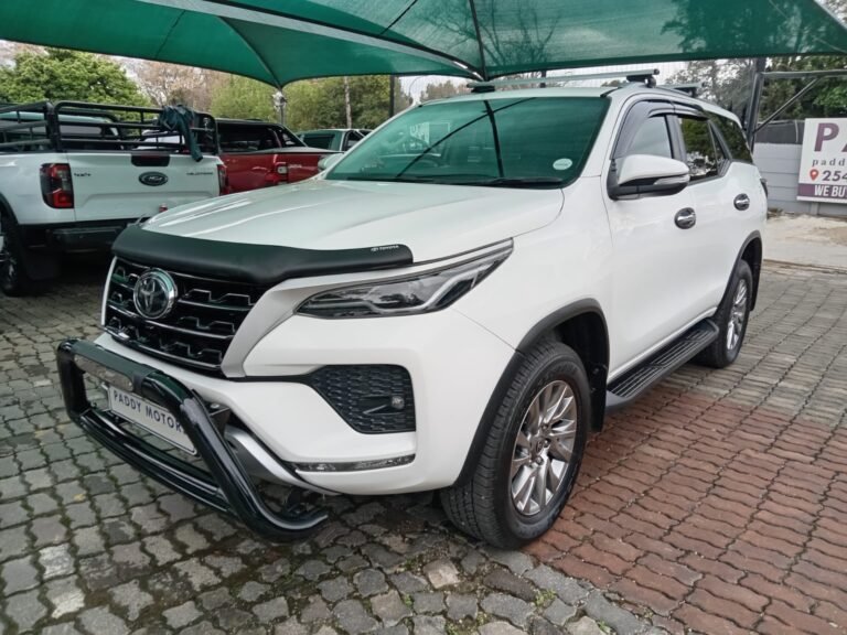 2018 TOYOTA HILUX 2.8 GD-6 AUTO 4X4