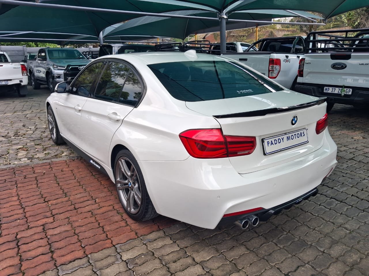 
								2017 BMW 3SERIES 320i AUTO full									